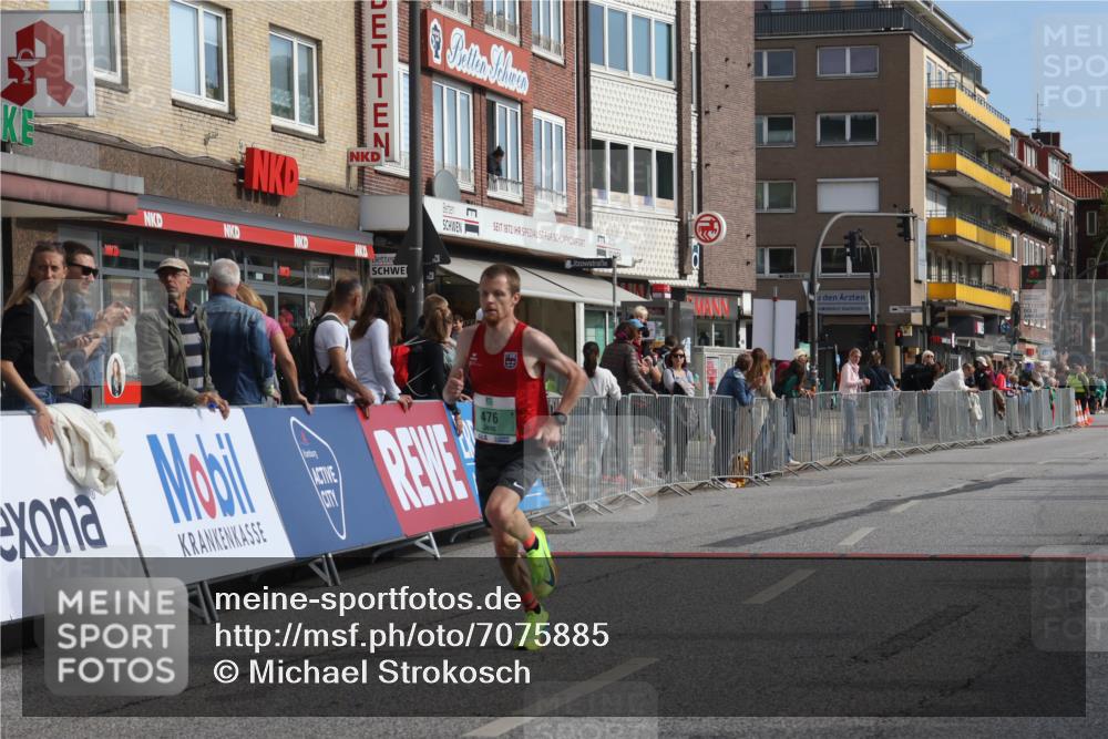 15.09.2024 - PSD Bank Halbmarathon Michael Strokosch http://msf.ph/oto/7075885 15.09.2024 11:07:28 Ziel 462, 464, 469, 476, 482 meine-sportfotos.de