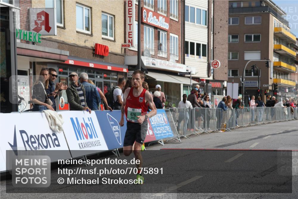 15.09.2024 - PSD Bank Halbmarathon Michael Strokosch http://msf.ph/oto/7075891 15.09.2024 11:07:28 Ziel 462, 464, 469, 476, 482 meine-sportfotos.de