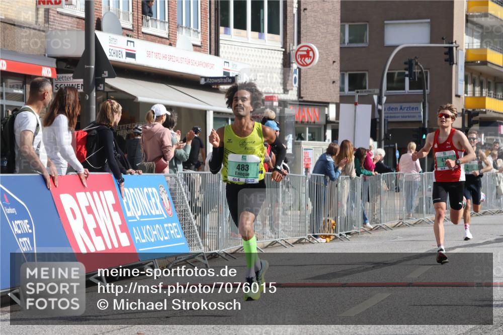 15.09.2024 - PSD Bank Halbmarathon Michael Strokosch http://msf.ph/oto/7076015 15.09.2024 11:08:05 Ziel 403, 408, 479, 483 meine-sportfotos.de