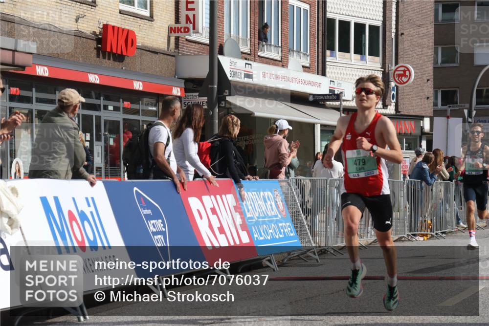 15.09.2024 - PSD Bank Halbmarathon Michael Strokosch http://msf.ph/oto/7076037 15.09.2024 11:08:07 Ziel 403, 408, 479, 483 meine-sportfotos.de