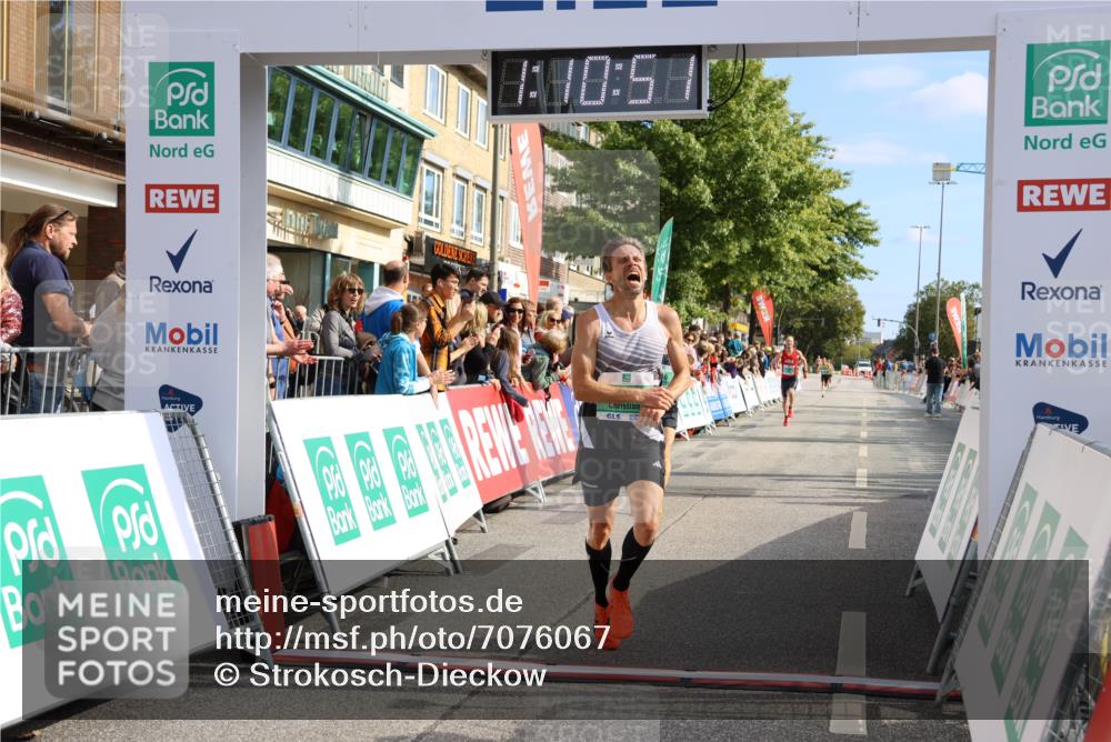 15.09.2024 - PSD Bank Halbmarathon Strokosch-Dieckow http://msf.ph/oto/7076067 15.09.2024 11:11:42 Ziel 515, 516, 548 meine-sportfotos.de