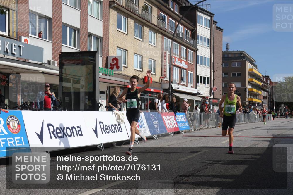 15.09.2024 - PSD Bank Halbmarathon Michael Strokosch http://msf.ph/oto/7076131 15.09.2024 11:08:16 Ziel 403, 474, 475, 479, 483, 491, 493 meine-sportfotos.de