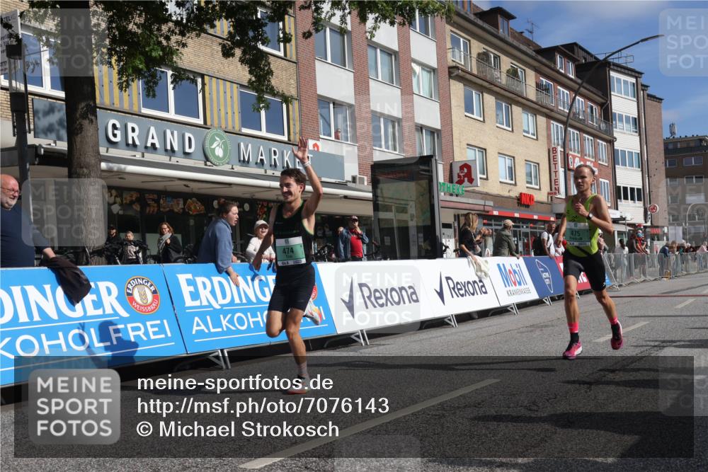 15.09.2024 - PSD Bank Halbmarathon Michael Strokosch http://msf.ph/oto/7076143 15.09.2024 11:08:17 Ziel 403, 474, 475, 479, 483, 491, 493 meine-sportfotos.de
