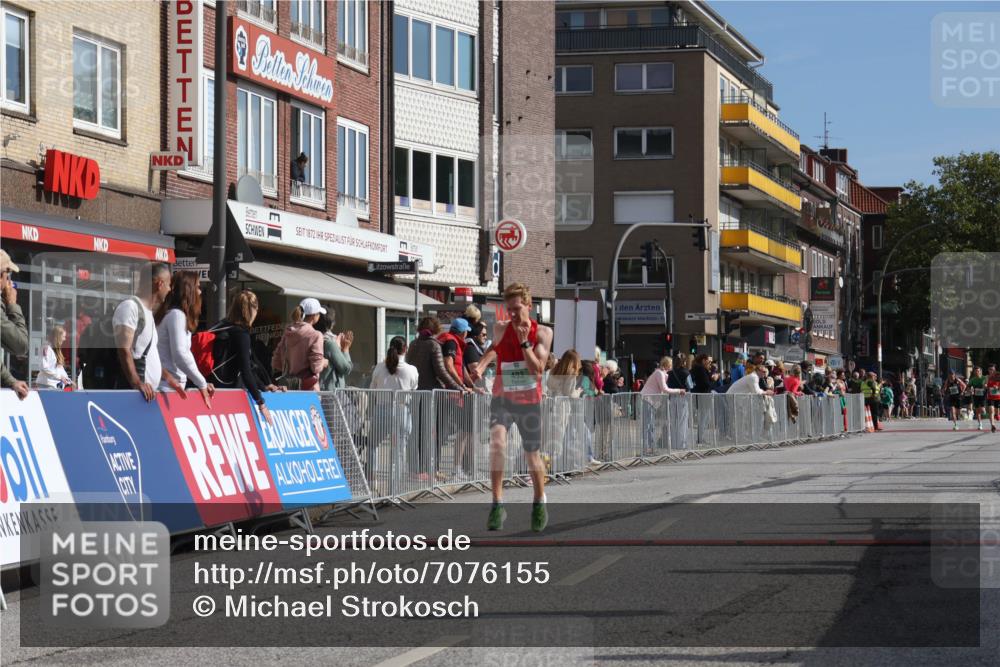 15.09.2024 - PSD Bank Halbmarathon Michael Strokosch http://msf.ph/oto/7076155 15.09.2024 11:08:21 Ziel 403, 474, 475, 491, 493, 1076 meine-sportfotos.de