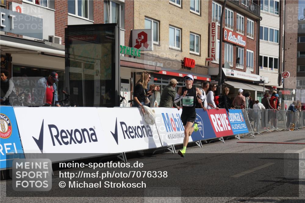 15.09.2024 - PSD Bank Halbmarathon Michael Strokosch http://msf.ph/oto/7076338 15.09.2024 11:08:40 Ziel 477, 487, 562, 807, 1076 meine-sportfotos.de