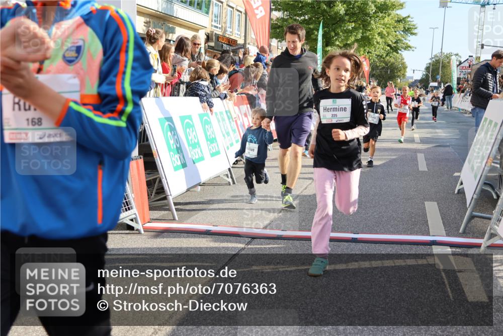 15.09.2024 - PSD Bank Halbmarathon Strokosch-Dieckow http://msf.ph/oto/7076363 15.09.2024 10:30:05 Ziel 3, 15, 46, 60, 63, 74, 127, 164, 168, 171, 185, 218, 225, 246, 286 meine-sportfotos.de