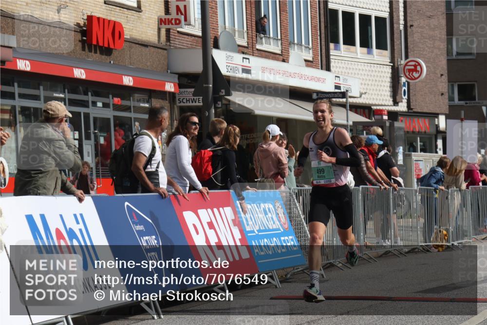 15.09.2024 - PSD Bank Halbmarathon Michael Strokosch http://msf.ph/oto/7076549 15.09.2024 11:09:10 Ziel 495, 499, 510, 529 meine-sportfotos.de