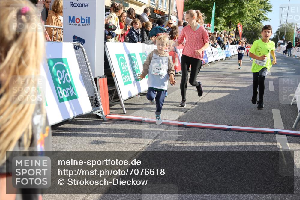 15.09.2024 - PSD Bank Halbmarathon Strokosch-Dieckow http://msf.ph/oto/7076618 15.09.2024 10:30:14 Ziel 3, 63, 97, 127, 156, 168, 171, 185, 218, 225, 246, 252, 264, 281, 286, 289, 306 meine-sportfotos.de