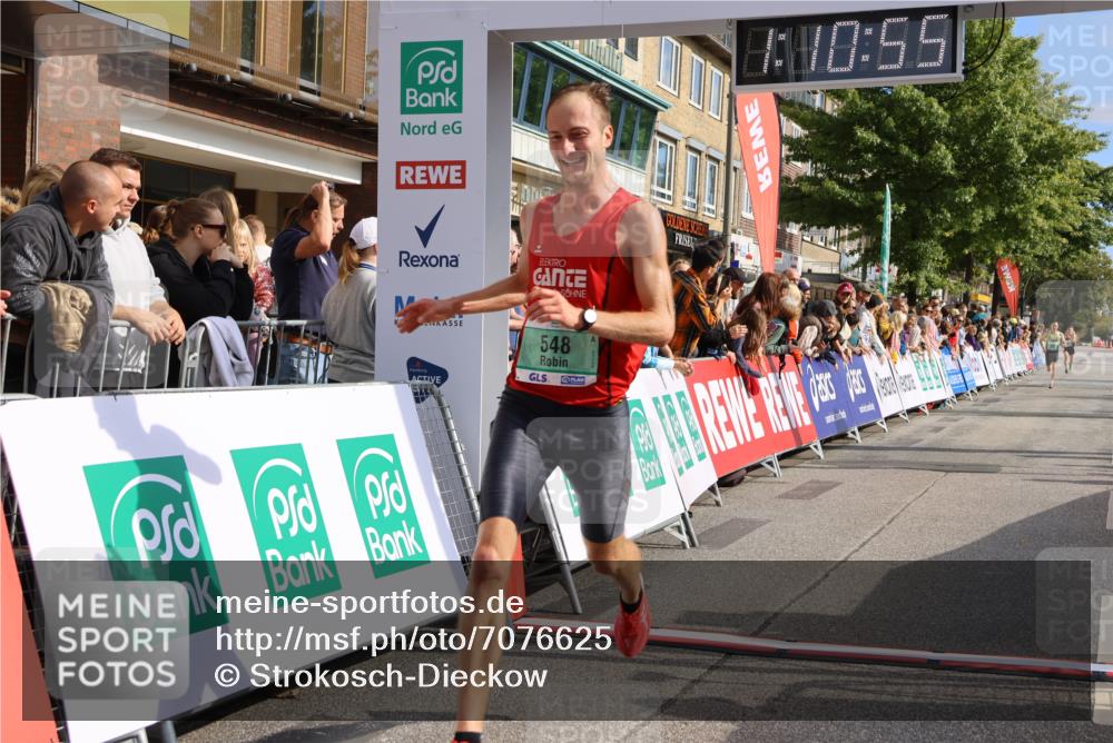 15.09.2024 - PSD Bank Halbmarathon Strokosch-Dieckow http://msf.ph/oto/7076625 15.09.2024 11:11:46 Ziel 515, 516, 539, 548 meine-sportfotos.de