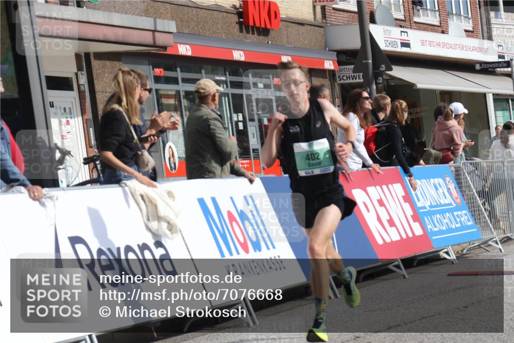15.09.2024 - PSD Bank Halbmarathon Michael Strokosch http://msf.ph/oto/7076668 15.09.2024 11:09:26 Ziel 402, 505 meine-sportfotos.de