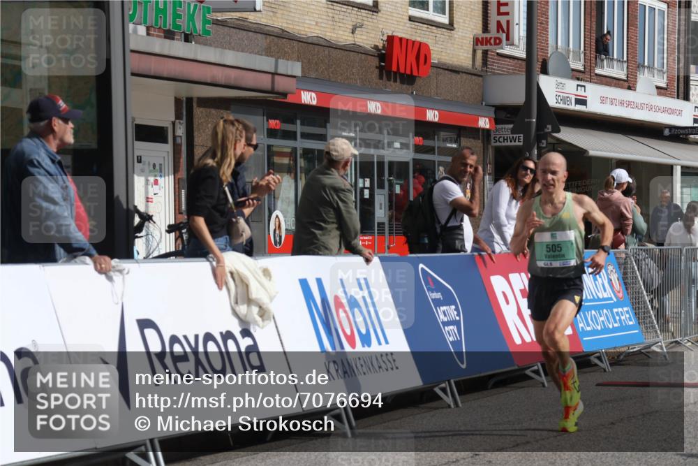 15.09.2024 - PSD Bank Halbmarathon Michael Strokosch http://msf.ph/oto/7076694 15.09.2024 11:09:29 Ziel 402, 505 meine-sportfotos.de