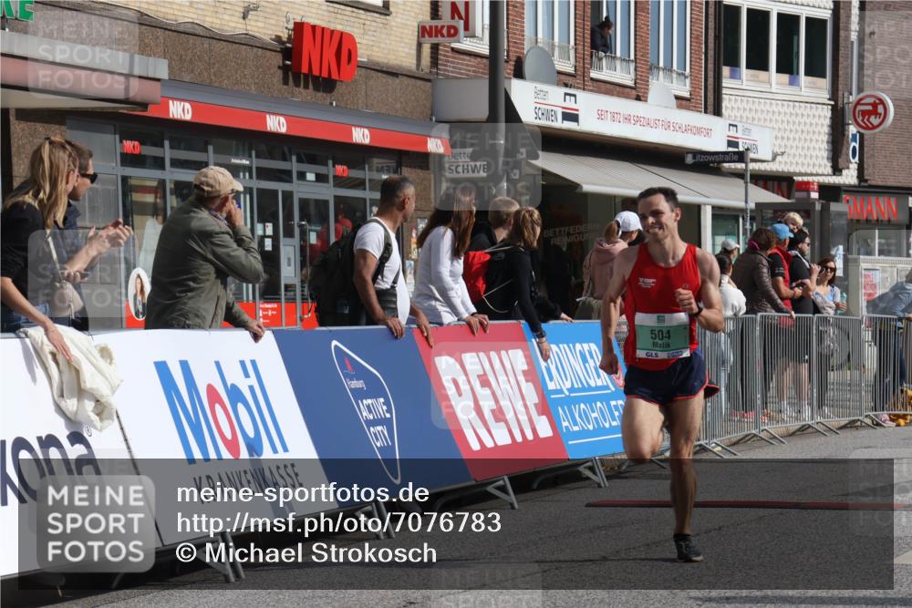 15.09.2024 - PSD Bank Halbmarathon Michael Strokosch http://msf.ph/oto/7076783 15.09.2024 11:09:45 Ziel 480, 504 meine-sportfotos.de