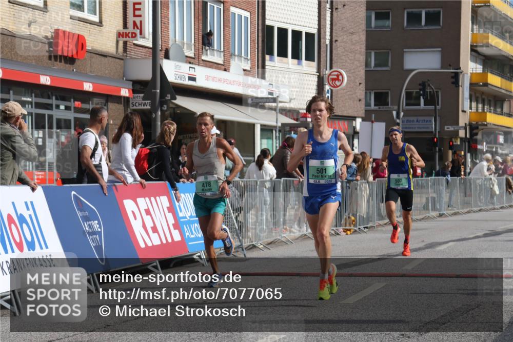 15.09.2024 - PSD Bank Halbmarathon Michael Strokosch http://msf.ph/oto/7077065 15.09.2024 11:10:13 Ziel 463, 478, 484, 501, 507, 519 meine-sportfotos.de