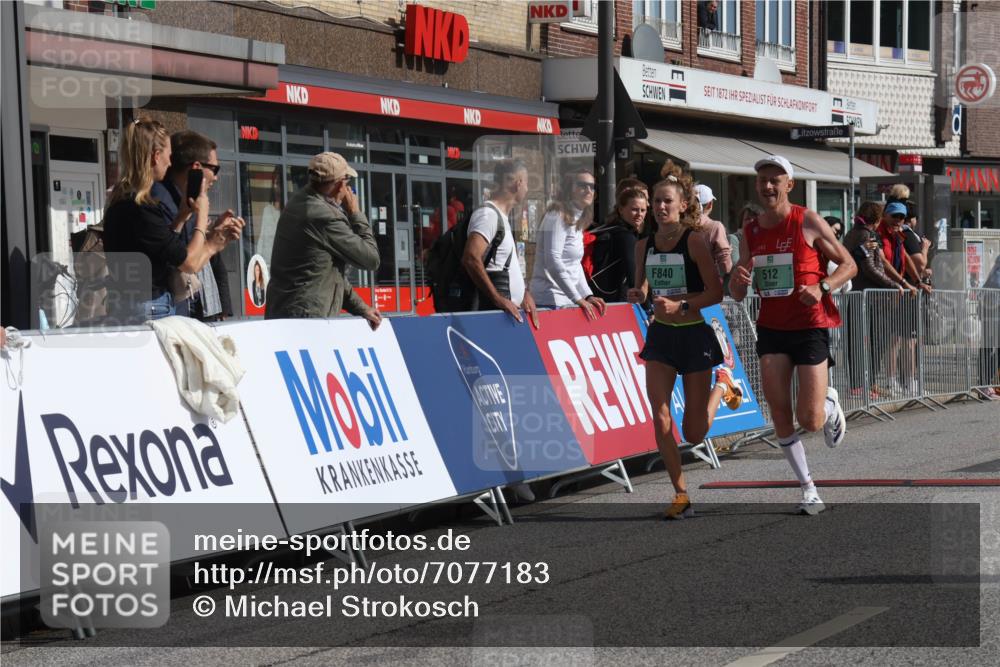 15.09.2024 - PSD Bank Halbmarathon Michael Strokosch http://msf.ph/oto/7077183 15.09.2024 11:10:26 Ziel 478, 501, 507, 512, 520, 840 meine-sportfotos.de