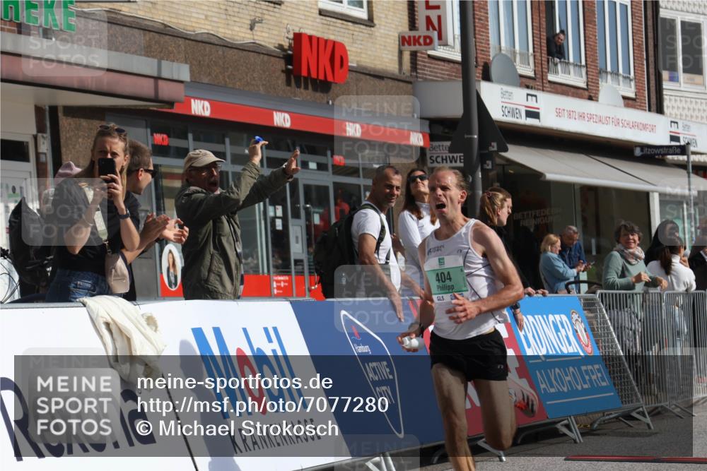 15.09.2024 - PSD Bank Halbmarathon Michael Strokosch http://msf.ph/oto/7077280 15.09.2024 11:10:35 Ziel 404, 512, 520, 840 meine-sportfotos.de