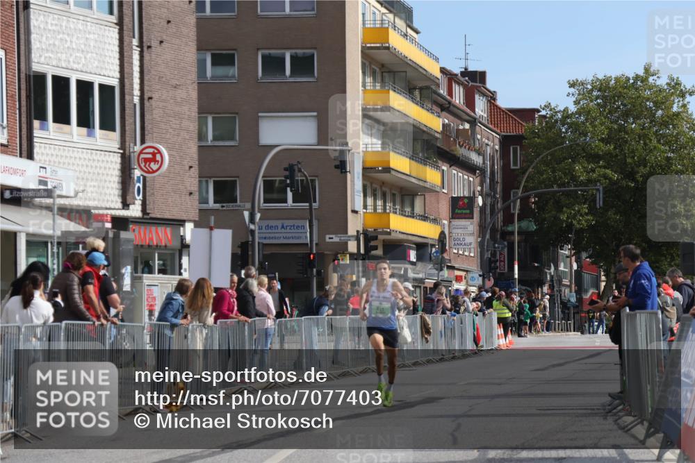 15.09.2024 - PSD Bank Halbmarathon Michael Strokosch http://msf.ph/oto/7077403 15.09.2024 11:10:47 Ziel 404, 481, 511 meine-sportfotos.de