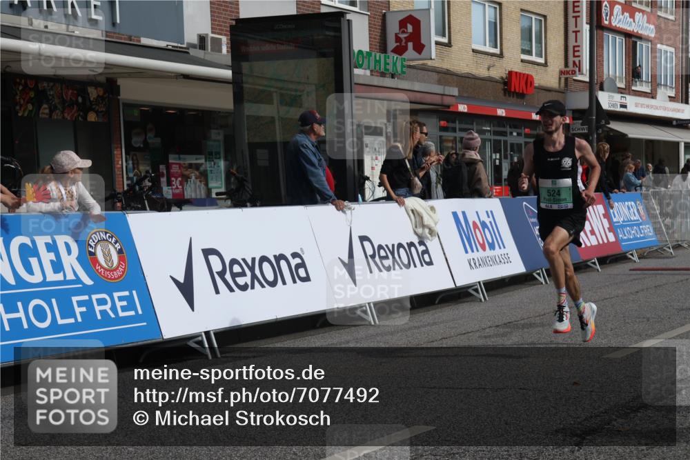 15.09.2024 - PSD Bank Halbmarathon Michael Strokosch http://msf.ph/oto/7077492 15.09.2024 11:11:02 Ziel 481, 513, 523, 524, 543 meine-sportfotos.de