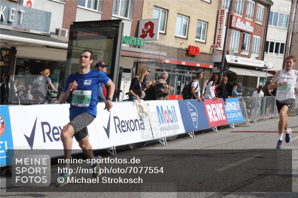 15.09.2024 - PSD Bank Halbmarathon Michael Strokosch http://msf.ph/oto/7077554 15.09.2024 11:11:08 Ziel 513, 518, 523, 524, 543 meine-sportfotos.de