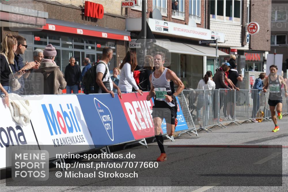 15.09.2024 - PSD Bank Halbmarathon Michael Strokosch http://msf.ph/oto/7077660 15.09.2024 11:11:29 Ziel 515, 516, 548 meine-sportfotos.de