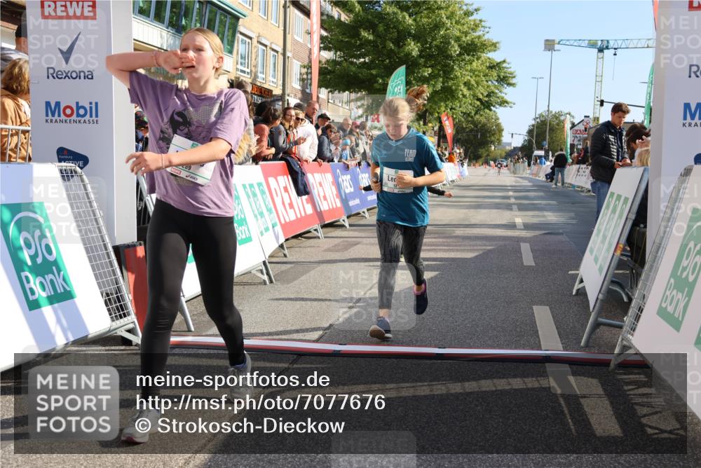 15.09.2024 - PSD Bank Halbmarathon Strokosch-Dieckow http://msf.ph/oto/7077676 15.09.2024 10:30:24 Ziel 32, 97, 127, 129, 156, 252, 264, 281, 289, 306 meine-sportfotos.de