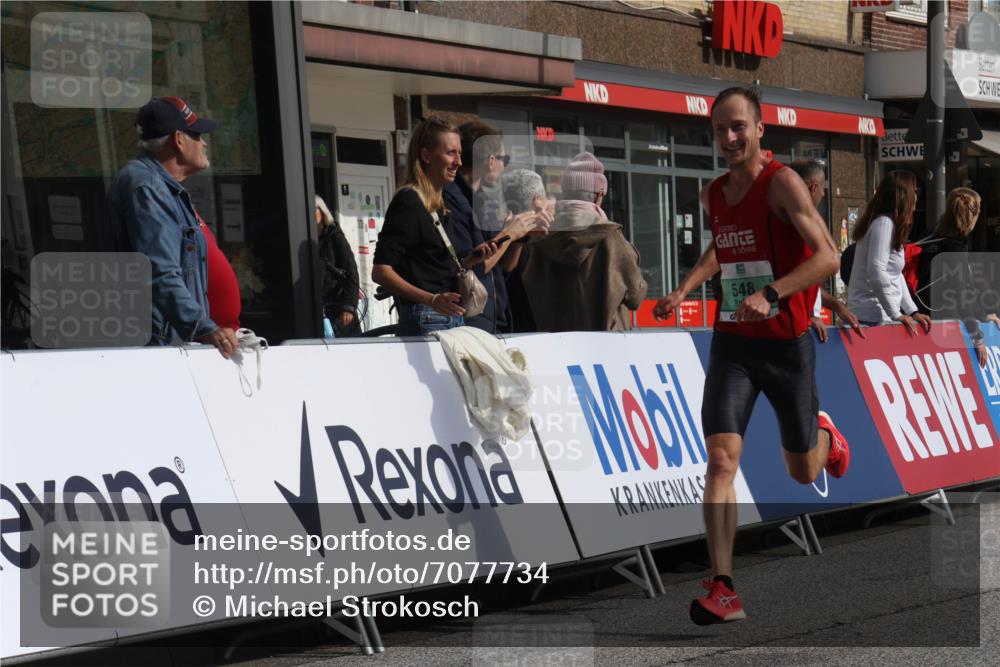15.09.2024 - PSD Bank Halbmarathon Michael Strokosch http://msf.ph/oto/7077734 15.09.2024 11:11:35 Ziel 515, 516, 539, 548 meine-sportfotos.de