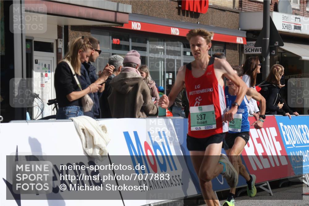 15.09.2024 - PSD Bank Halbmarathon Michael Strokosch http://msf.ph/oto/7077883 15.09.2024 11:11:57 Ziel 537, 545 meine-sportfotos.de