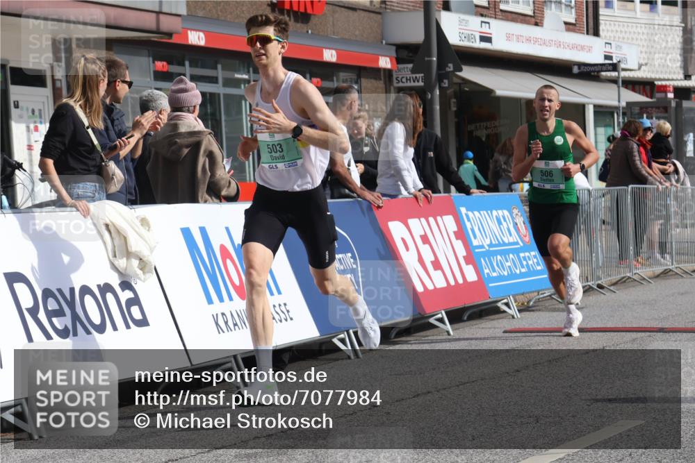 15.09.2024 - PSD Bank Halbmarathon Michael Strokosch http://msf.ph/oto/7077984 15.09.2024 11:12:06 Ziel 503, 506, 530, 537, 545 meine-sportfotos.de