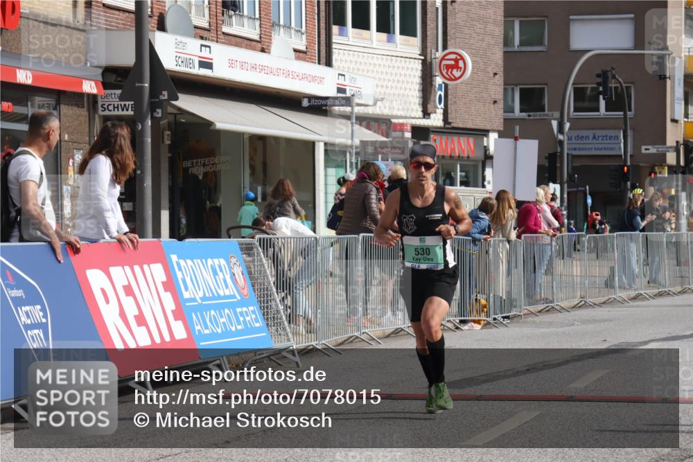 15.09.2024 - PSD Bank Halbmarathon Michael Strokosch http://msf.ph/oto/7078015 15.09.2024 11:12:08 Ziel 503, 506, 526, 530, 537, 545 meine-sportfotos.de