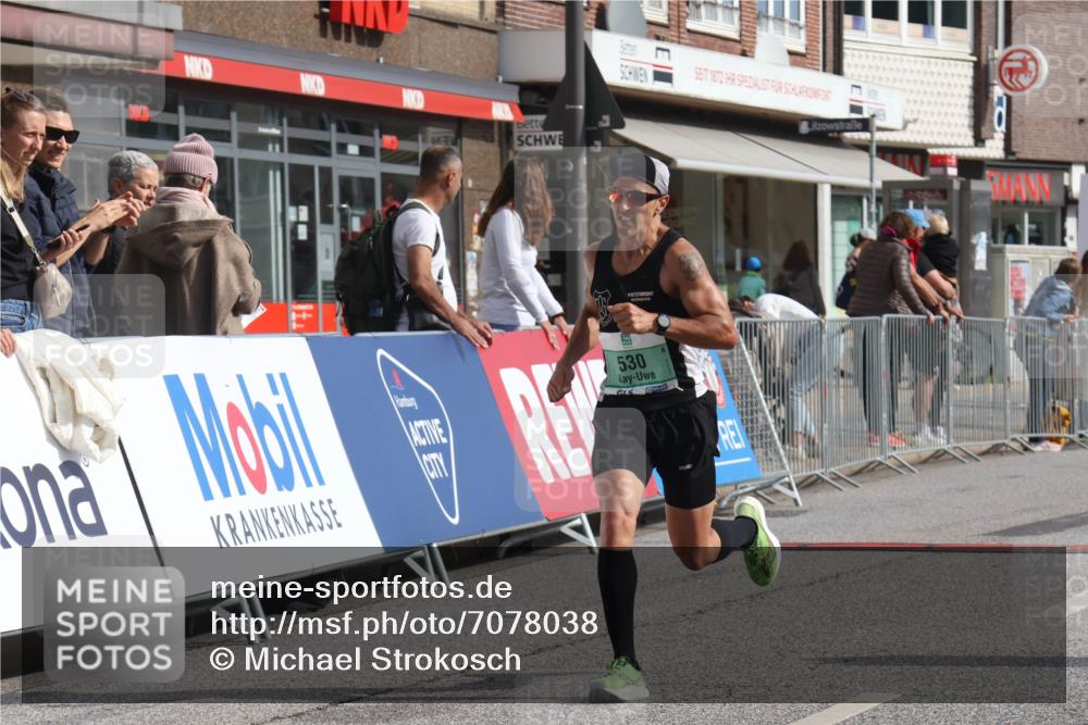 15.09.2024 - PSD Bank Halbmarathon Michael Strokosch http://msf.ph/oto/7078038 15.09.2024 11:12:09 Ziel 503, 506, 526, 530, 537, 545 meine-sportfotos.de