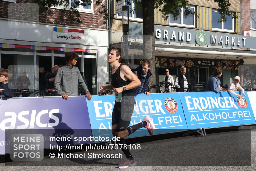 15.09.2024 - PSD Bank Halbmarathon Michael Strokosch http://msf.ph/oto/7078108 15.09.2024 11:12:17 Ziel 503, 506, 526, 530 meine-sportfotos.de