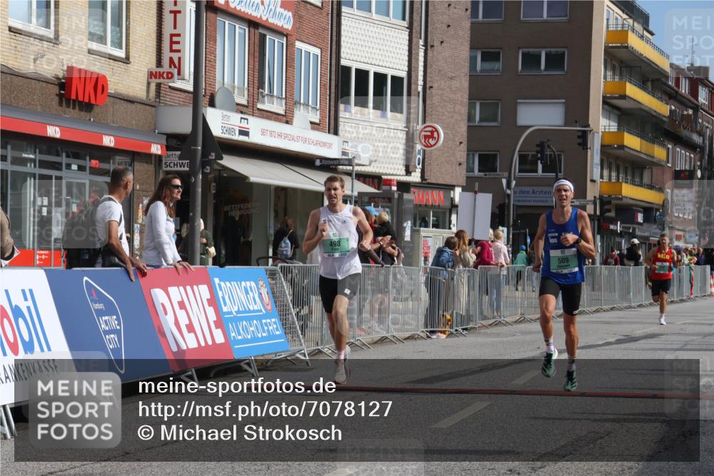 15.09.2024 - PSD Bank Halbmarathon Michael Strokosch http://msf.ph/oto/7078127 15.09.2024 11:12:25 Ziel 498, 509, 526, 528, 534, 838 meine-sportfotos.de