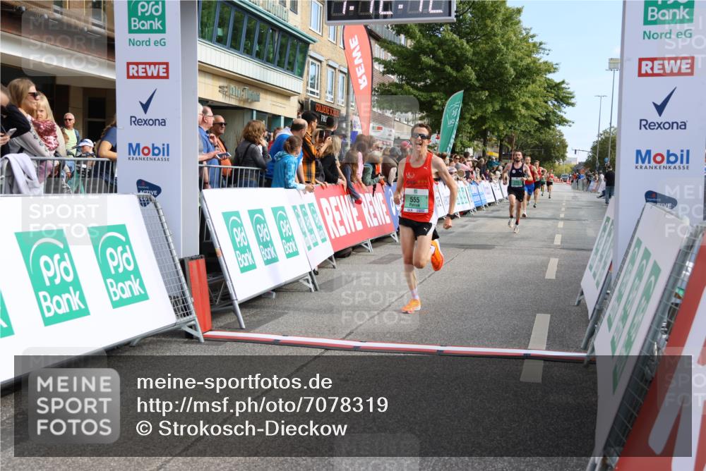 15.09.2024 - PSD Bank Halbmarathon Strokosch-Dieckow http://msf.ph/oto/7078319 15.09.2024 11:13:33 Ziel 553, 555, 556, 594 meine-sportfotos.de