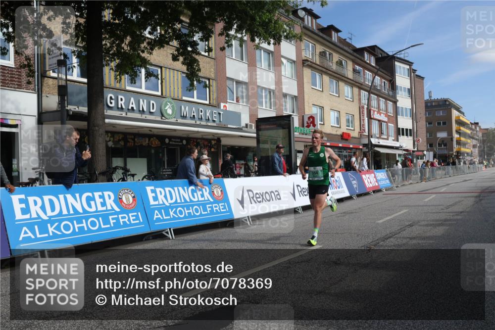 15.09.2024 - PSD Bank Halbmarathon Michael Strokosch http://msf.ph/oto/7078369 15.09.2024 11:12:48 Ziel 517, 554, 566 meine-sportfotos.de