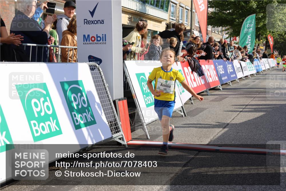 15.09.2024 - PSD Bank Halbmarathon Strokosch-Dieckow http://msf.ph/oto/7078403 15.09.2024 10:31:15 Ziel 24, 25, 38, 44, 104, 105, 141, 207, 234 meine-sportfotos.de