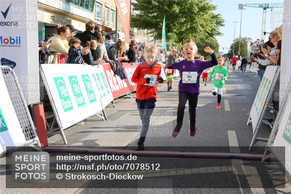 15.09.2024 - PSD Bank Halbmarathon Strokosch-Dieckow http://msf.ph/oto/7078512 15.09.2024 10:31:21 Ziel 24, 25, 38, 104, 105, 126, 141, 207, 277, 287 meine-sportfotos.de