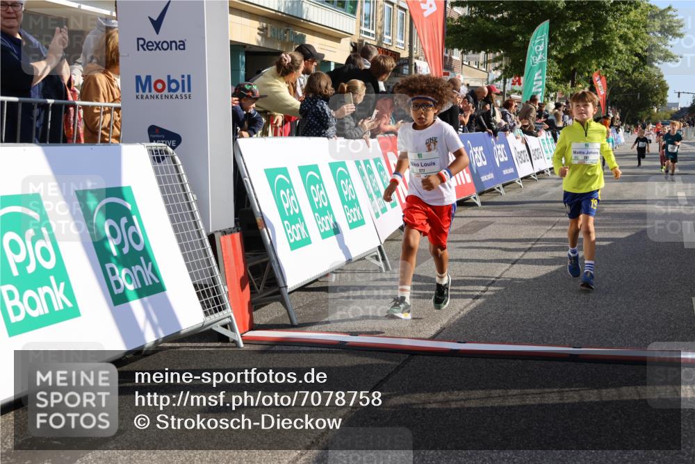 15.09.2024 - PSD Bank Halbmarathon Strokosch-Dieckow http://msf.ph/oto/7078758 15.09.2024 10:31:26 Ziel 24, 25, 39, 72, 104, 105, 126, 141, 160, 163, 191, 277, 287 meine-sportfotos.de