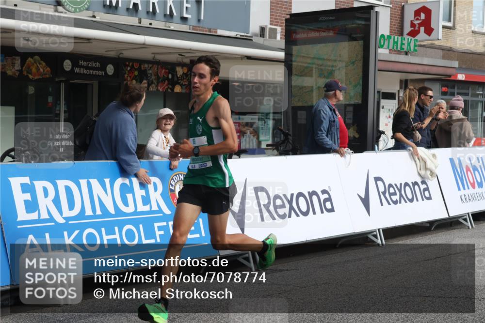 15.09.2024 - PSD Bank Halbmarathon Michael Strokosch http://msf.ph/oto/7078774 15.09.2024 11:13:32 Ziel 522, 553, 555, 556, 594, 603, 657 meine-sportfotos.de
