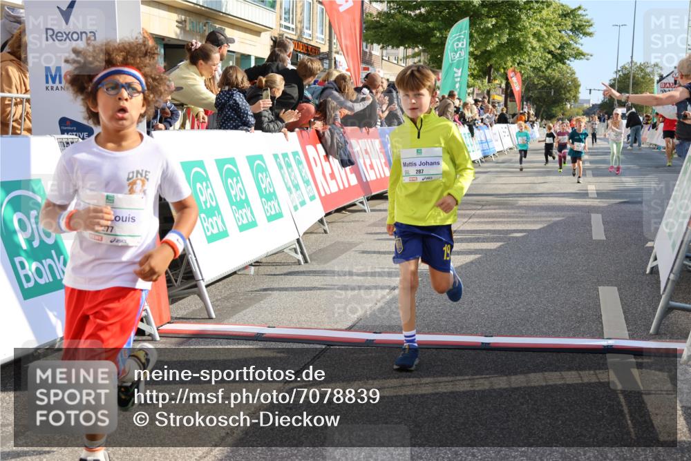 15.09.2024 - PSD Bank Halbmarathon Strokosch-Dieckow http://msf.ph/oto/7078839 15.09.2024 10:31:27 Ziel 24, 25, 39, 72, 104, 105, 126, 160, 163, 191, 277, 287 meine-sportfotos.de