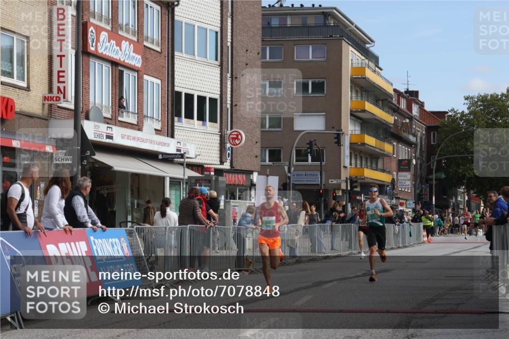 15.09.2024 - PSD Bank Halbmarathon Michael Strokosch http://msf.ph/oto/7078848 15.09.2024 11:13:44 Ziel 492, 522, 538, 550 meine-sportfotos.de
