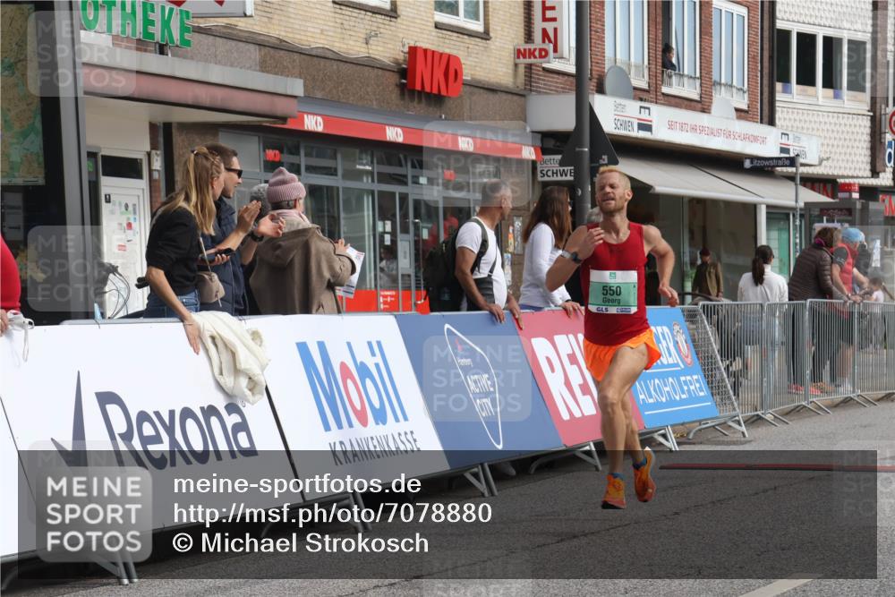 15.09.2024 - PSD Bank Halbmarathon Michael Strokosch http://msf.ph/oto/7078880 15.09.2024 11:13:46 Ziel 492, 522, 538, 550 meine-sportfotos.de