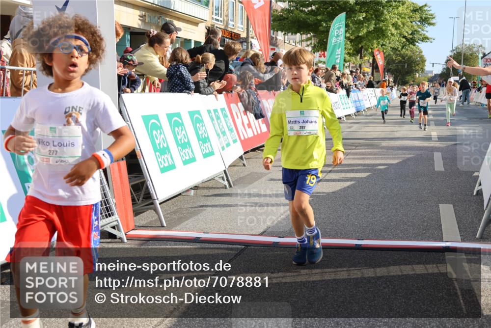 15.09.2024 - PSD Bank Halbmarathon Strokosch-Dieckow http://msf.ph/oto/7078881 15.09.2024 10:31:27 Ziel 24, 25, 39, 72, 104, 105, 126, 160, 163, 191, 277, 287 meine-sportfotos.de