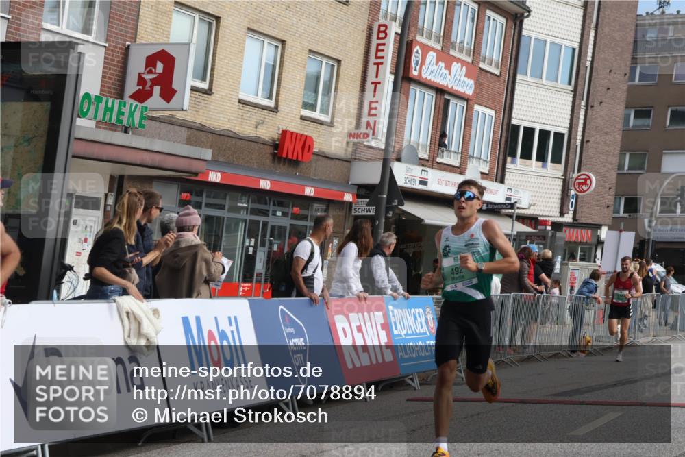 15.09.2024 - PSD Bank Halbmarathon Michael Strokosch http://msf.ph/oto/7078894 15.09.2024 11:13:47 Ziel 492, 522, 538, 550 meine-sportfotos.de