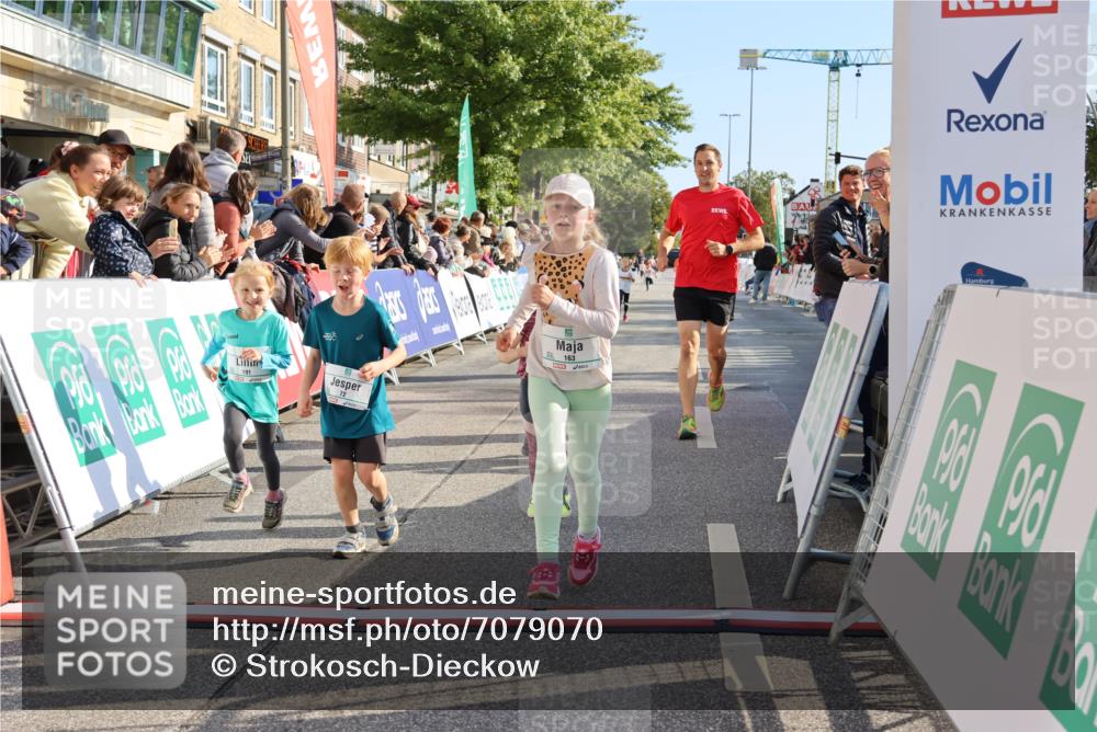 15.09.2024 - PSD Bank Halbmarathon Strokosch-Dieckow http://msf.ph/oto/7079070 15.09.2024 10:31:33 Ziel 25, 39, 72, 78, 126, 158, 160, 163, 191, 277, 287 meine-sportfotos.de