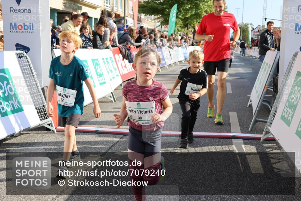 15.09.2024 - PSD Bank Halbmarathon Strokosch-Dieckow http://msf.ph/oto/7079240 15.09.2024 10:31:35 Ziel 39, 72, 78, 126, 158, 160, 163, 191, 277, 287 meine-sportfotos.de