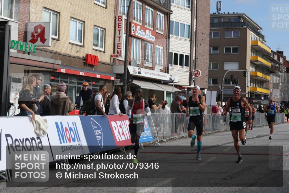 15.09.2024 - PSD Bank Halbmarathon Michael Strokosch http://msf.ph/oto/7079346 15.09.2024 11:14:24 Ziel 406, 417, 540, 544, 564, 568, 589, 613, 848 meine-sportfotos.de