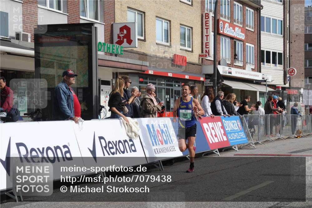 15.09.2024 - PSD Bank Halbmarathon Michael Strokosch http://msf.ph/oto/7079438 15.09.2024 11:14:29 Ziel 412, 540, 544, 564, 565, 568, 589, 613, 845, 848 meine-sportfotos.de