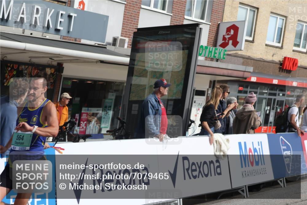 15.09.2024 - PSD Bank Halbmarathon Michael Strokosch http://msf.ph/oto/7079465 15.09.2024 11:14:31 Ziel 412, 540, 544, 564, 565, 568, 589, 613, 845, 848 meine-sportfotos.de
