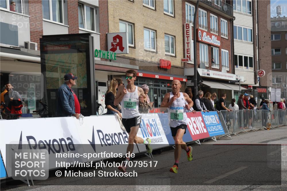 15.09.2024 - PSD Bank Halbmarathon Michael Strokosch http://msf.ph/oto/7079517 15.09.2024 11:14:37 Ziel 412, 540, 544, 564, 565, 568, 570, 613, 845, 848 meine-sportfotos.de