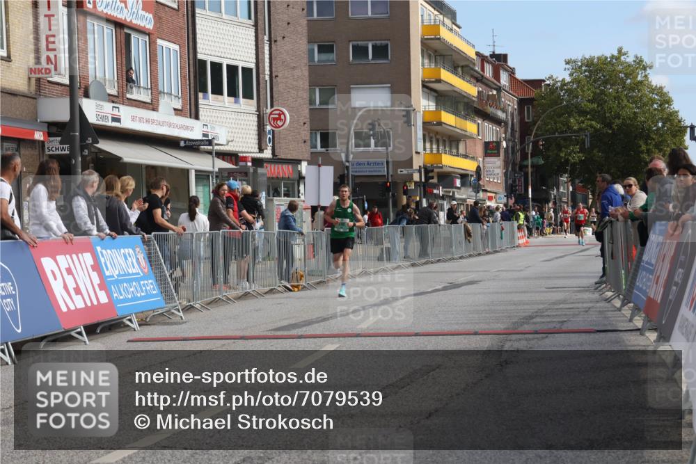 15.09.2024 - PSD Bank Halbmarathon Michael Strokosch http://msf.ph/oto/7079539 15.09.2024 11:14:39 Ziel 412, 540, 564, 565, 570, 845, 848 meine-sportfotos.de