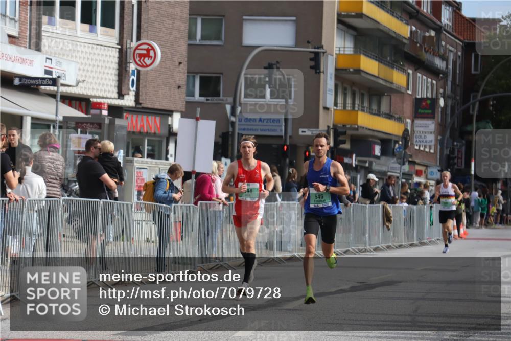 15.09.2024 - PSD Bank Halbmarathon Michael Strokosch http://msf.ph/oto/7079728 15.09.2024 11:14:57 Ziel 494, 546, 588 meine-sportfotos.de